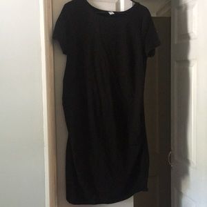 Maternity Old Navy black  T-shirt dress